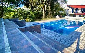 Hotel Zipa Campestre Villeta